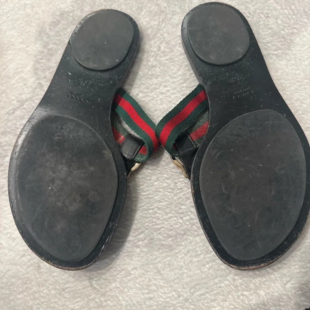 Gucci Black Flip Flops with Red and Green Straps - Picture 2 of 4